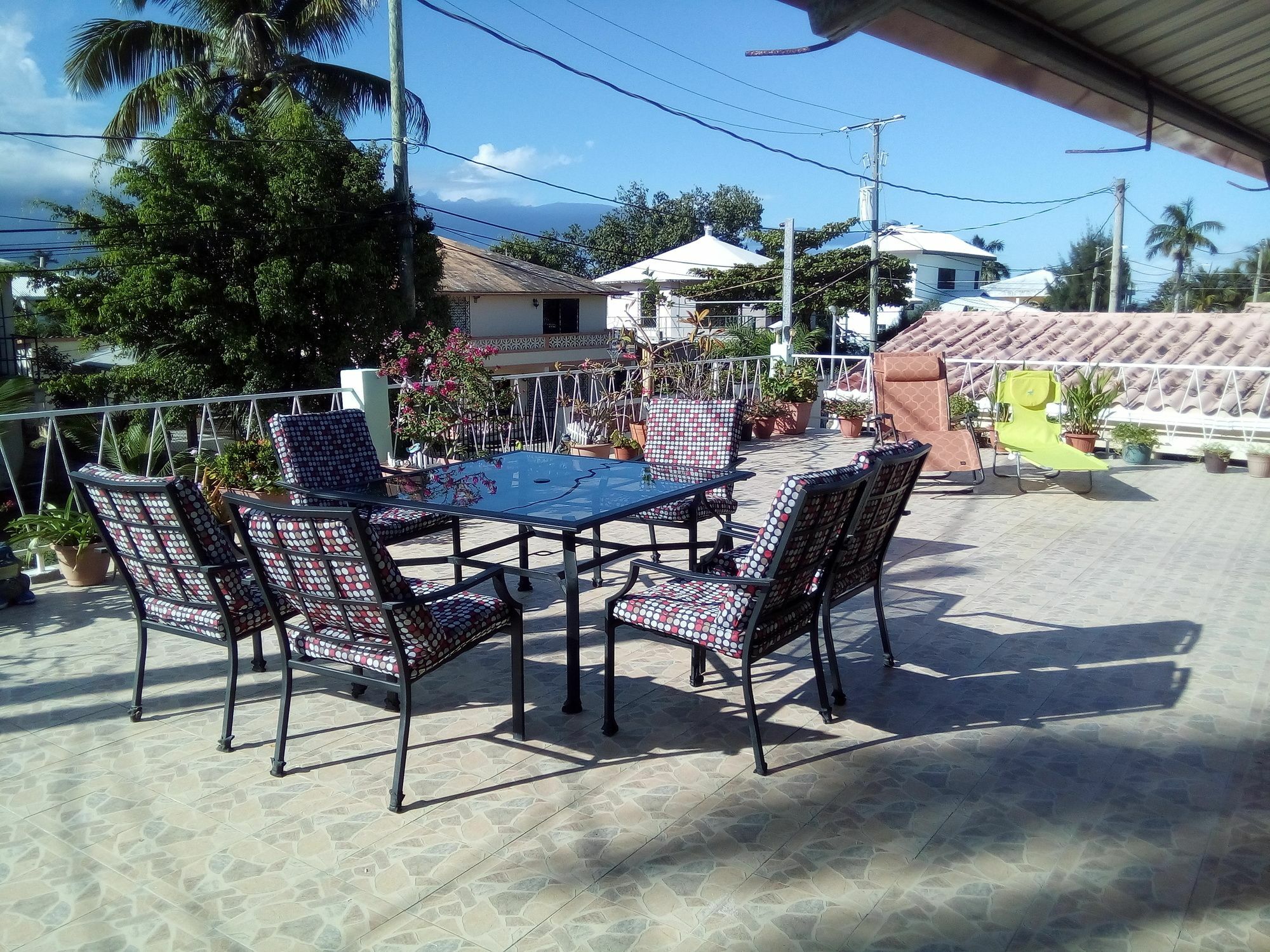 The Red Hut Inn Belize City Eksteriør bilde